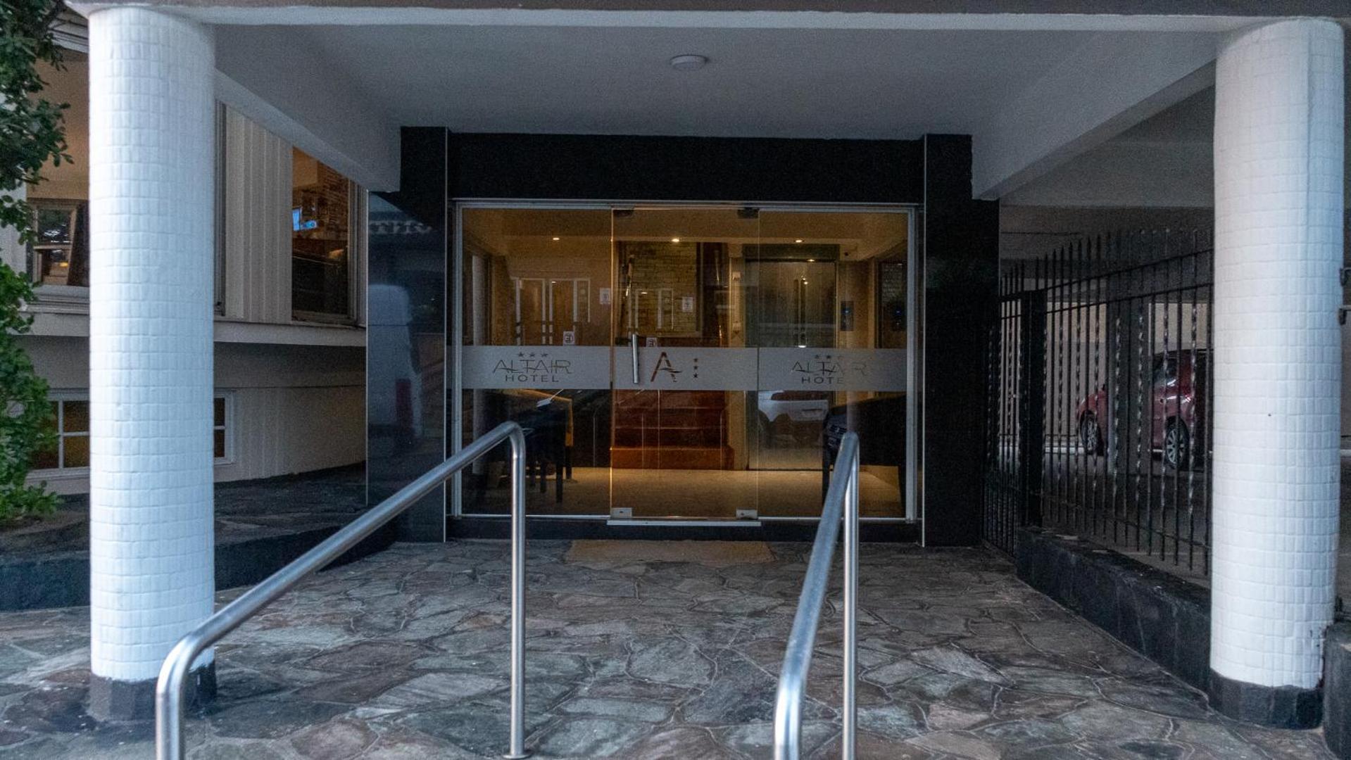 Altair Hotel Сан-Клементе-дель-Тую Екстер'єр фото